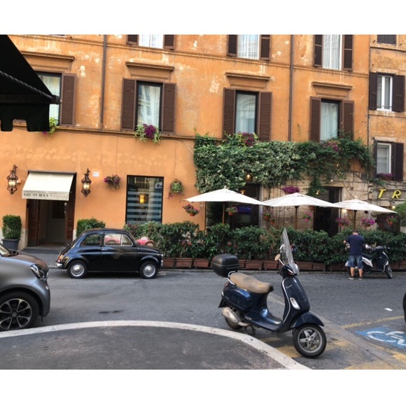 Poshmark Ambassador Blake Lyons - Picture 8 of 8